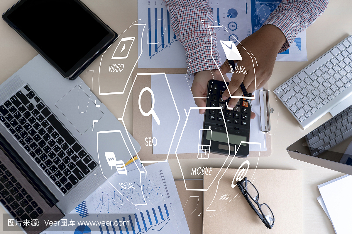 人用平板電腦虛擬界面圖形圖標(biāo)網(wǎng)絡(luò)圖數(shù)字營(yíng)銷